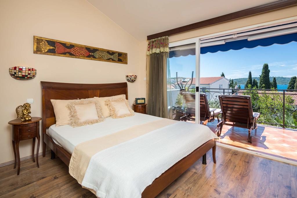 Villa Em Trogir Exteriér fotografie