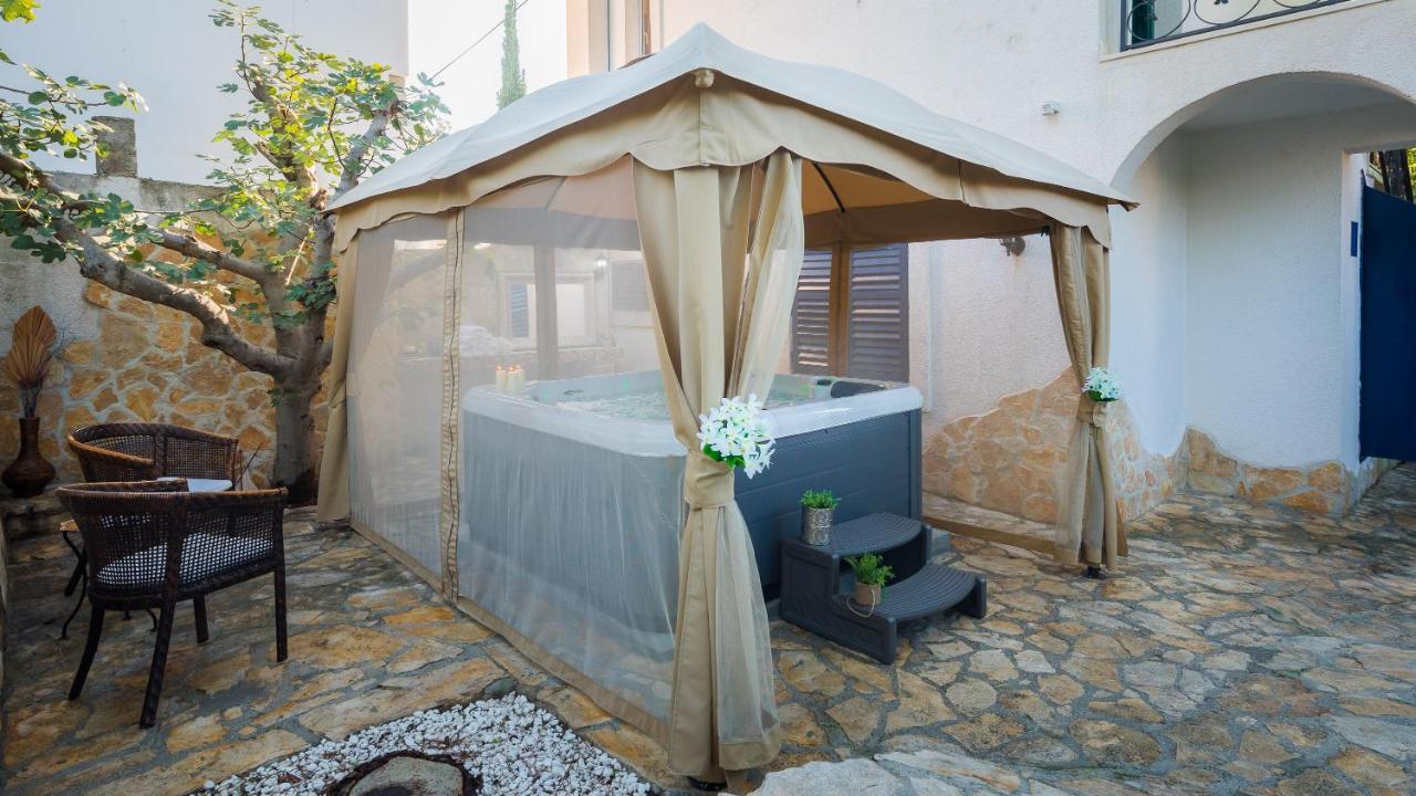 Villa Em Trogir Exteriér fotografie